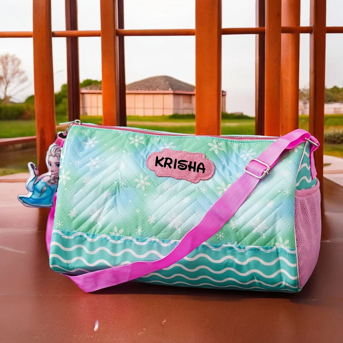 Duffle Bag with Toy Keychain - Frozen